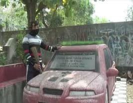 Viral..!! Nisan Berbentuk Mobil BMW di Pemakaman Gunung Sempu